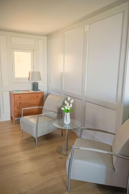 Seesicht Und Charmante Wohnung Bei Hanni Und Ueli Bottighofen Exterior photo