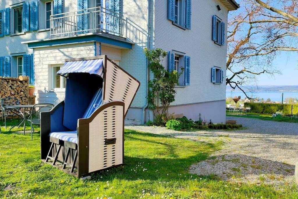 Seesicht Und Charmante Wohnung Bei Hanni Und Ueli Bottighofen Exterior photo